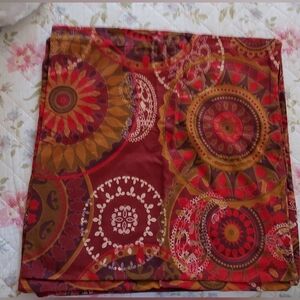 Set of 4 Pillow Cover 20 x 20 Like New